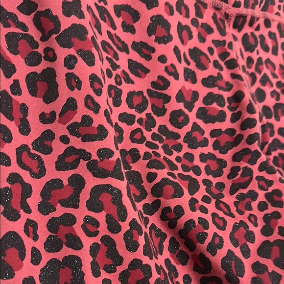 Nike Glitter Red and Black Leggings with Leopard Detail. Size Large - Picture 3 of 6